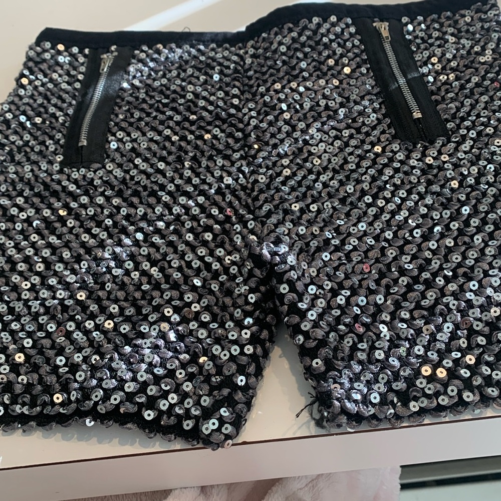 Black and silver sequin shorts two zippers in front stretchy